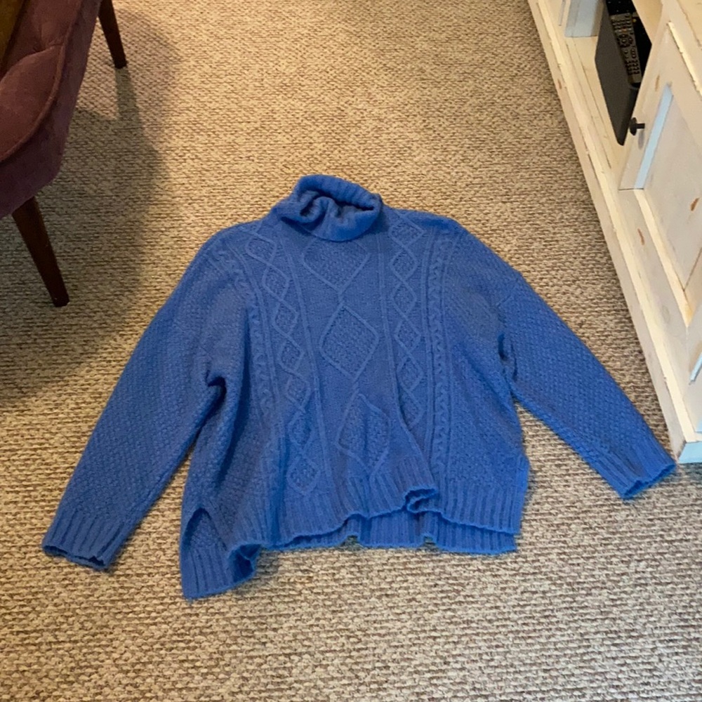 Oversized turtleneck